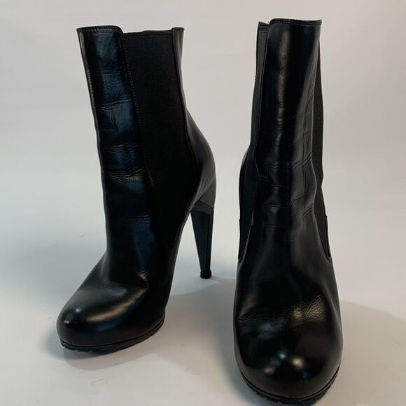 Nicholas Kirkwood black leather round toe high heels Booties 36.5 EUC - Picture 3 of 16